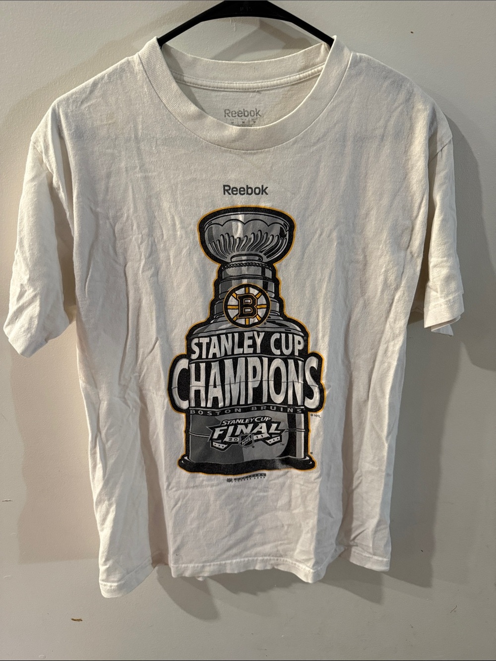 Reebok Boston Bruins 20115Stanley Cup Champions Tshirt